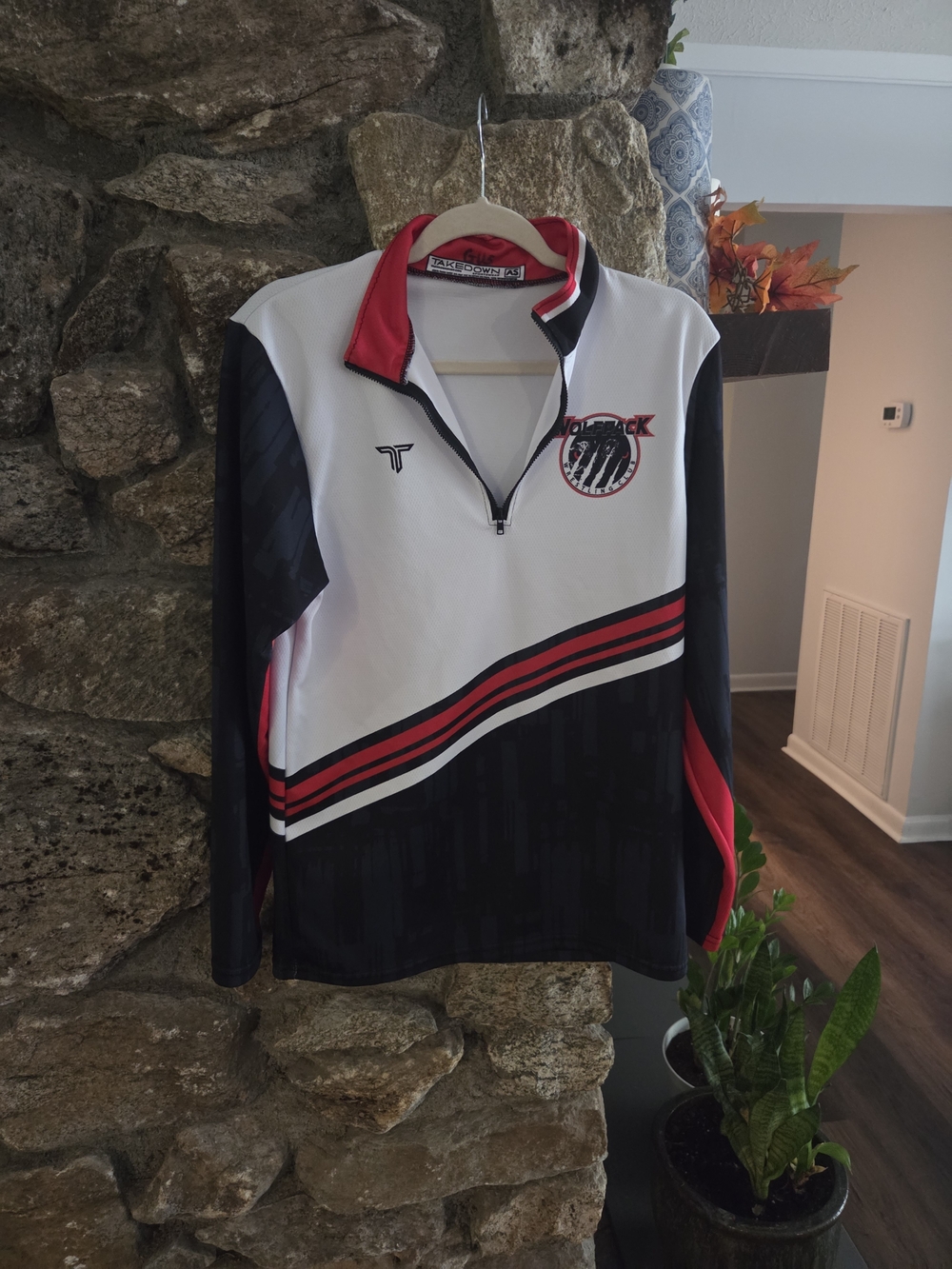 Men’s Wolf Pack Black, White & Red Quarter-Zip Pullover